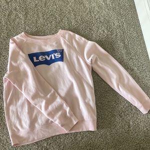 levi’s pink pullover